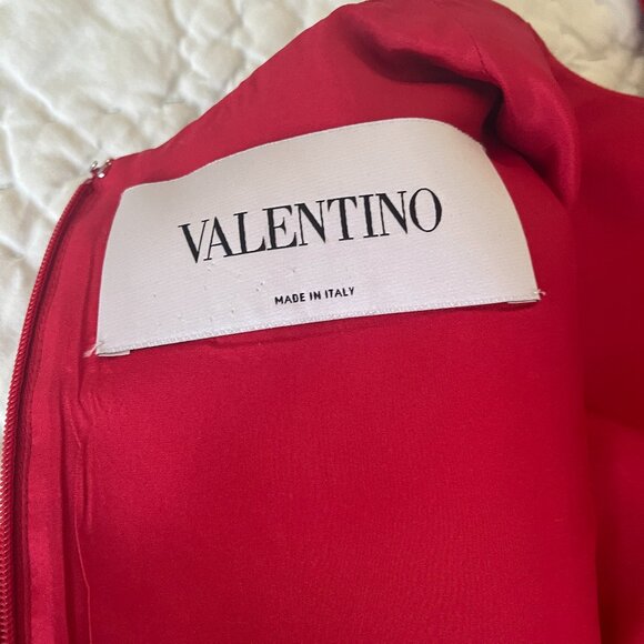 Lovely Valentino Red Wool & Silk Minidress - Size 6 - Picture 4 of 10